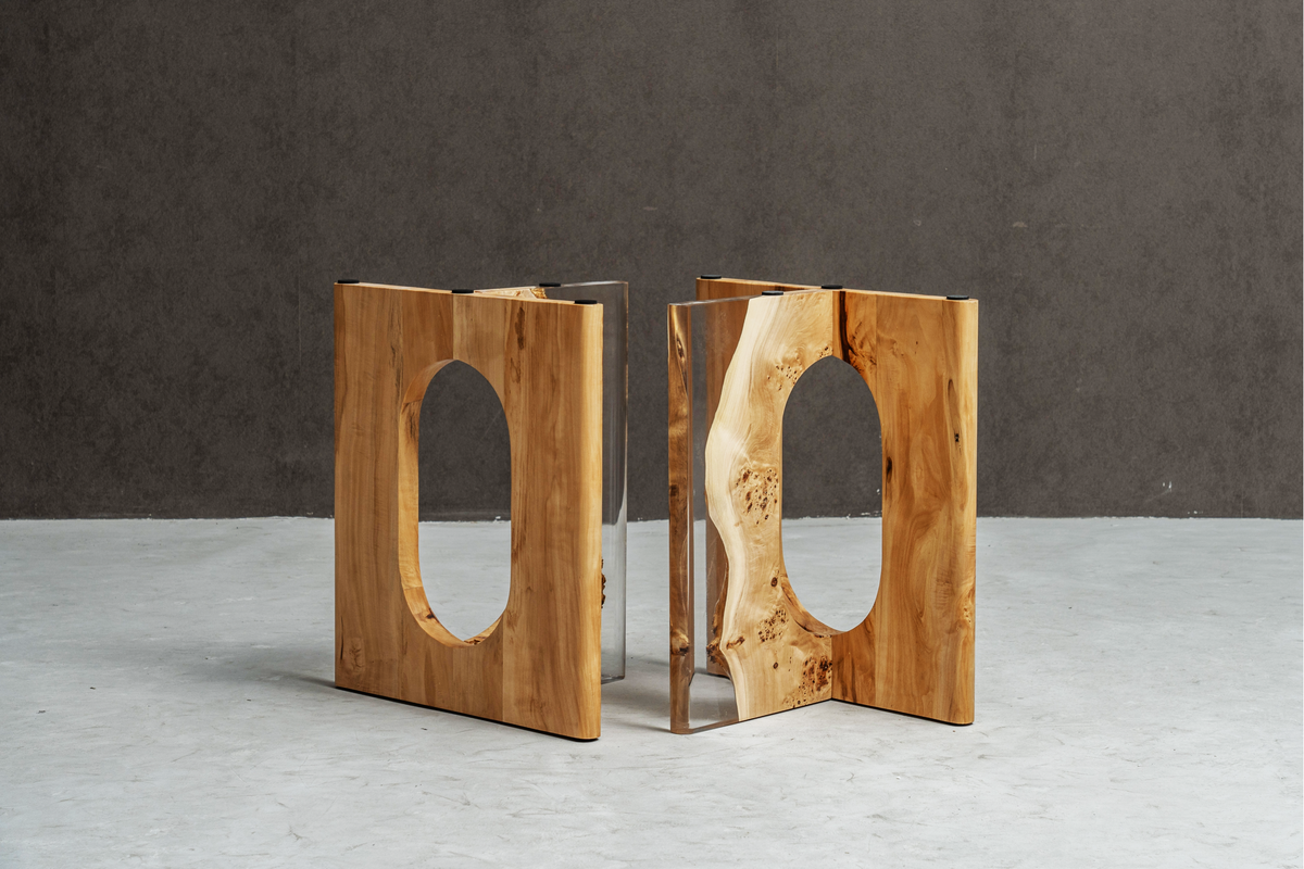 Solid poplar wood Pillars of Symposium base, highlighting sturdy construction and clean lines.
